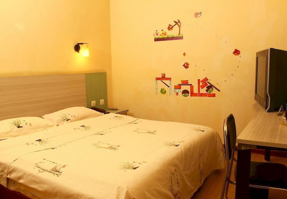 Jinkailai Business Hotel Qingdao Beer Street ภายนอก รูปภาพ