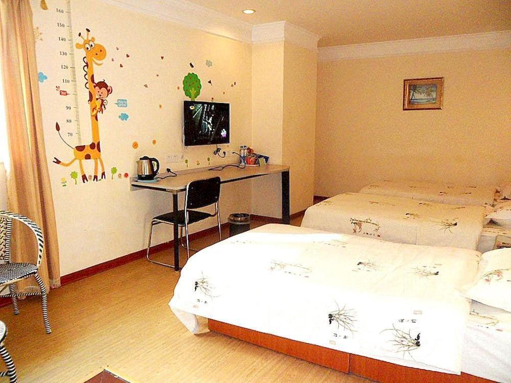 Jinkailai Business Hotel Qingdao Beer Street ภายนอก รูปภาพ