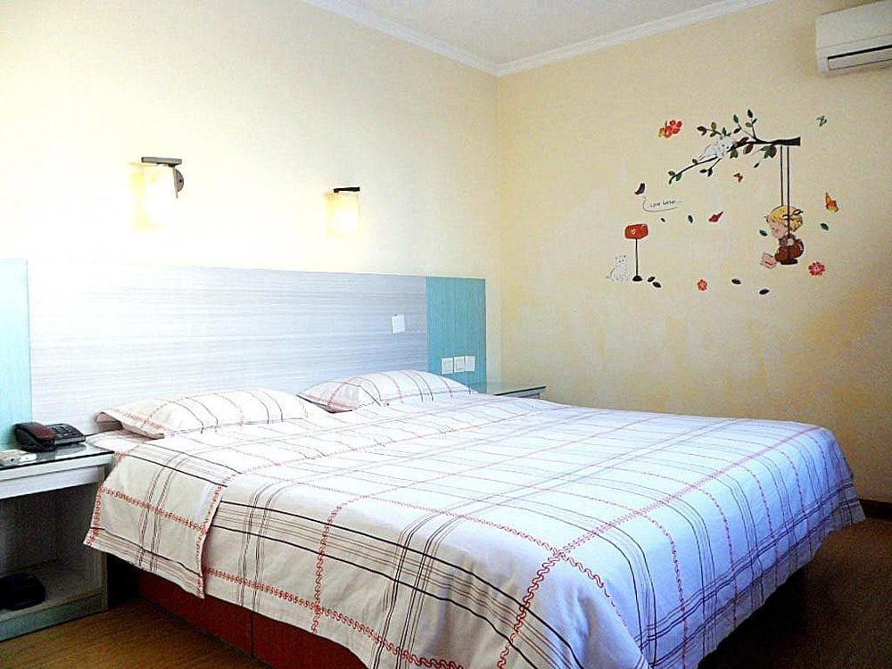 Jinkailai Business Hotel Qingdao Beer Street ภายนอก รูปภาพ