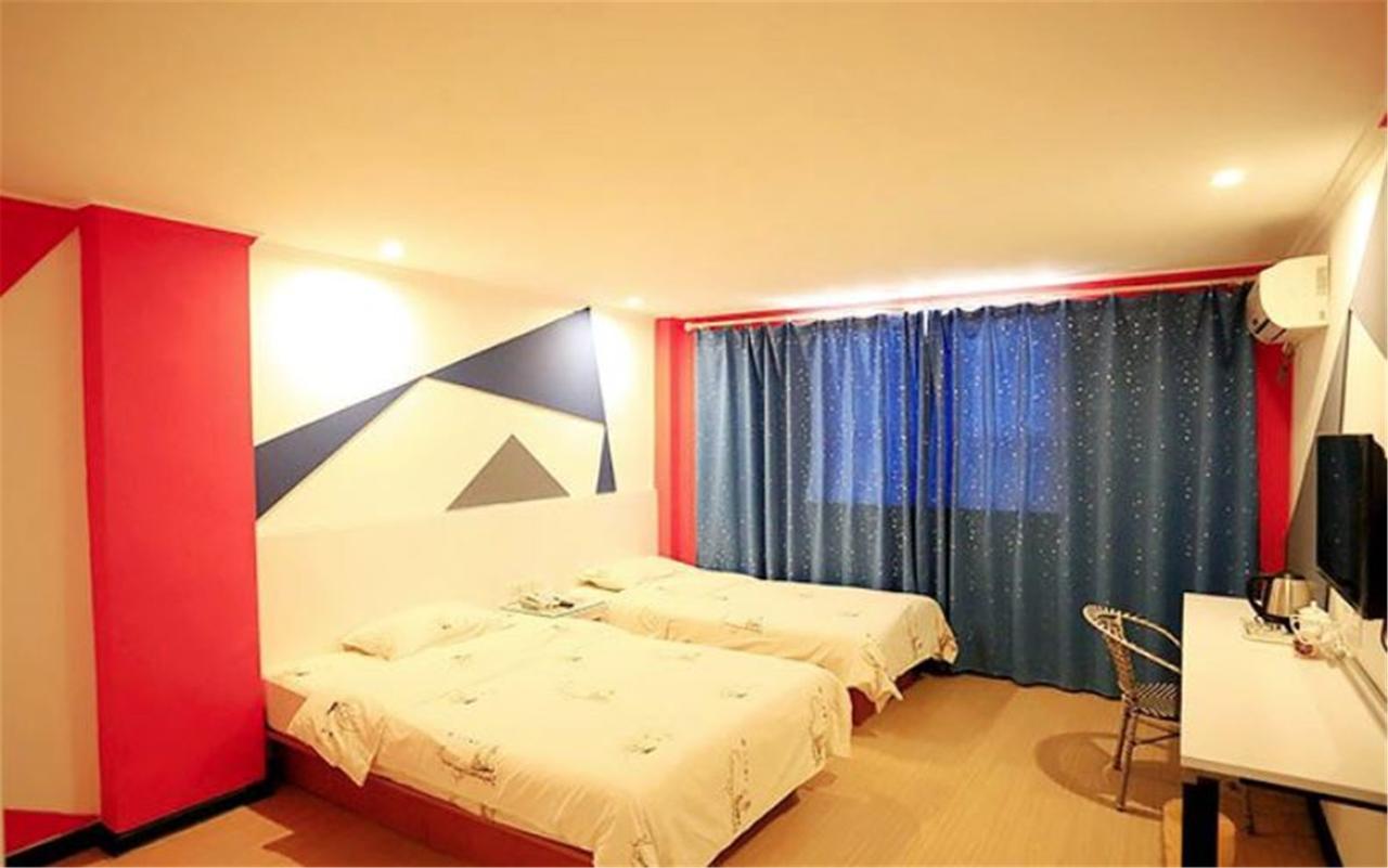Jinkailai Business Hotel Qingdao Beer Street ภายนอก รูปภาพ