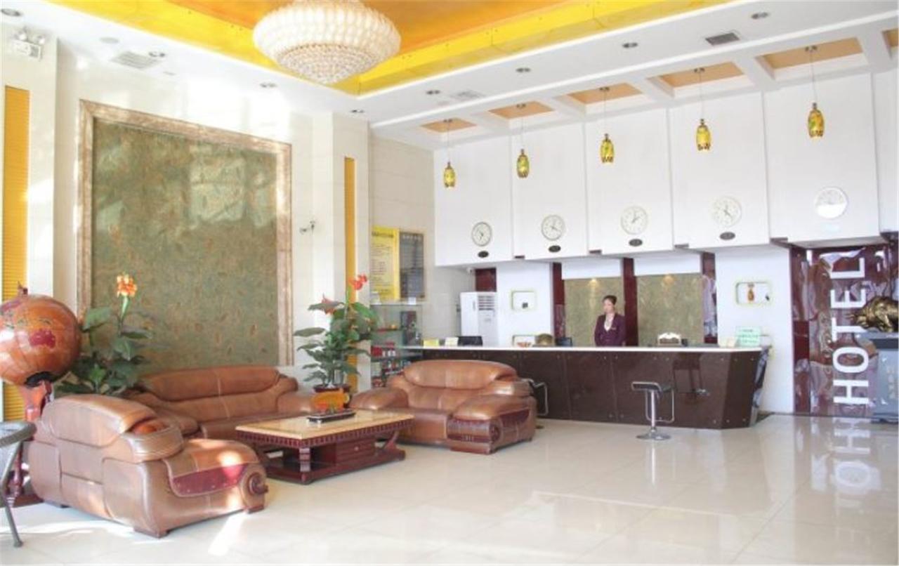Jinkailai Business Hotel Qingdao Beer Street ภายนอก รูปภาพ