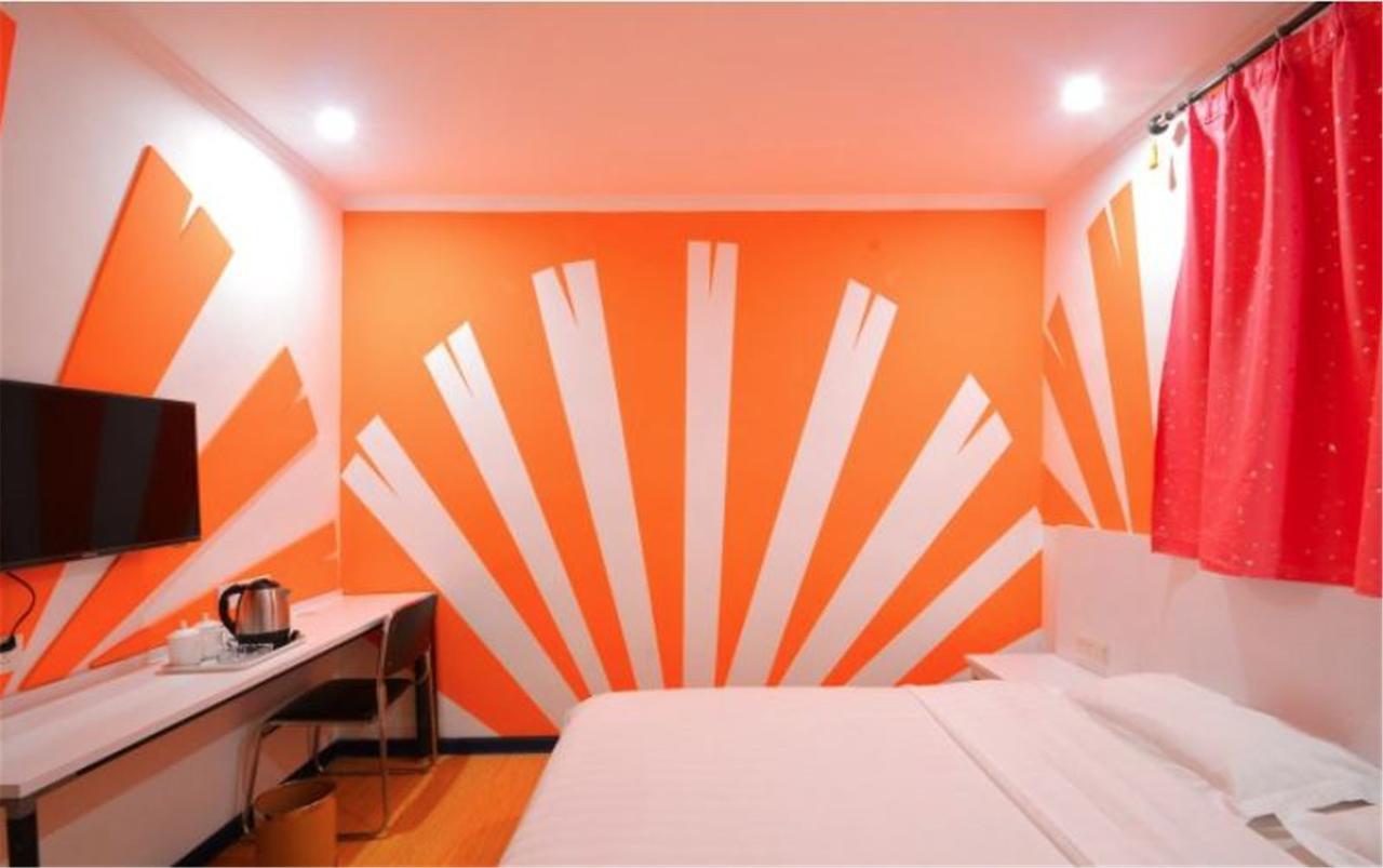 Jinkailai Business Hotel Qingdao Beer Street ภายนอก รูปภาพ